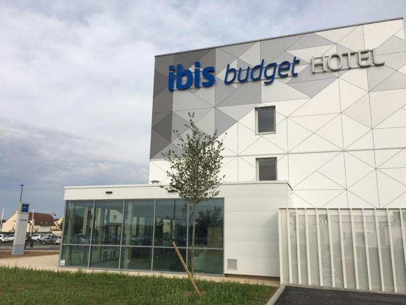 Ibis Budget Beauvais Aeroport Exterior foto